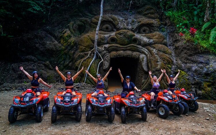 Fun activities in Ubud with a group